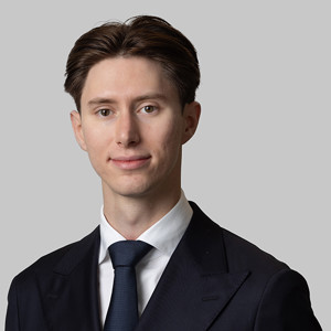 Headshot of Gil Gayetti