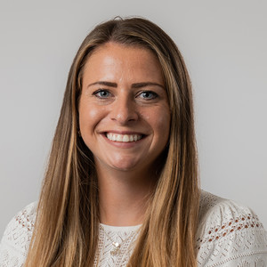 Headshot of Rebecca Quillish