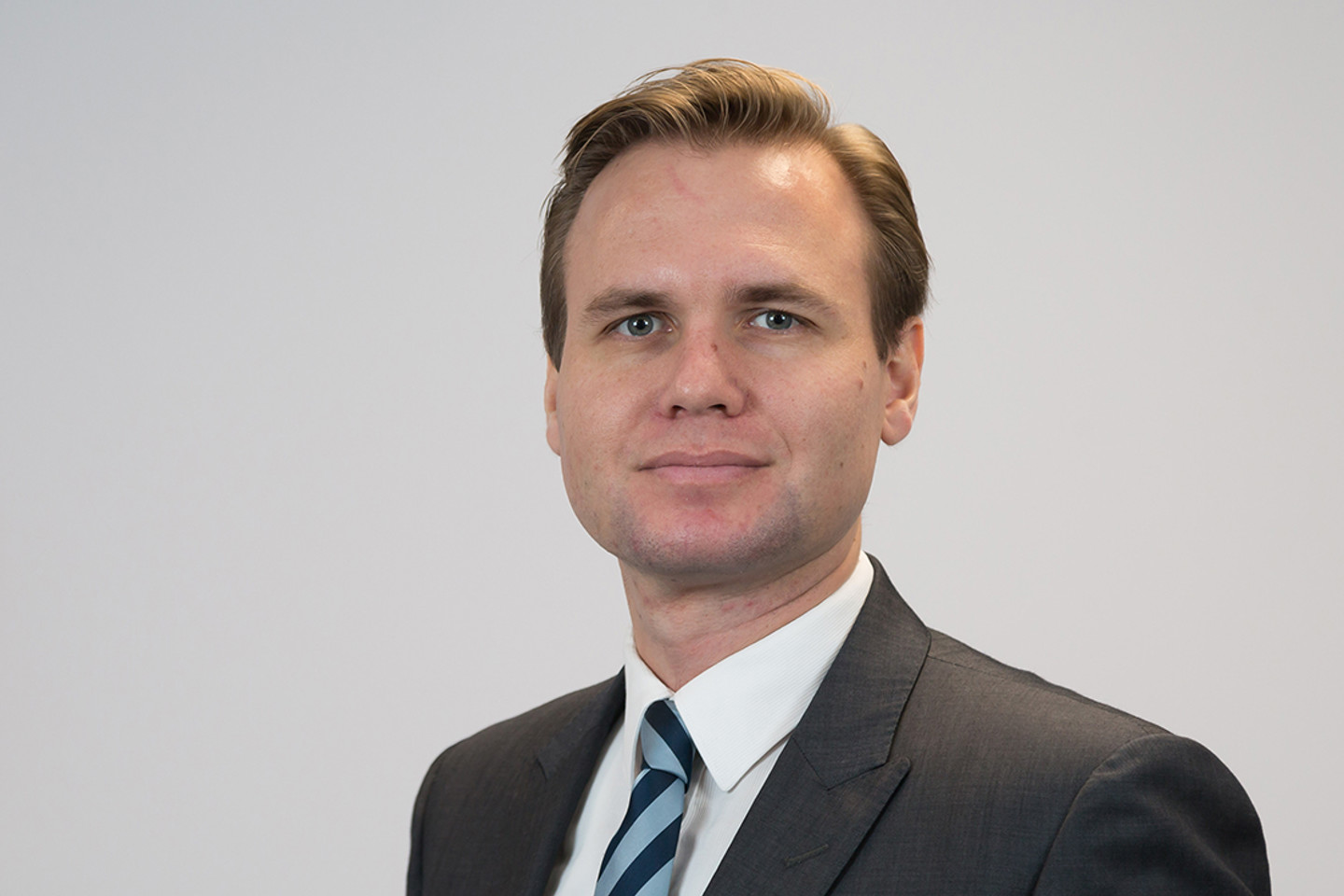 Headshot of Caleb Holder