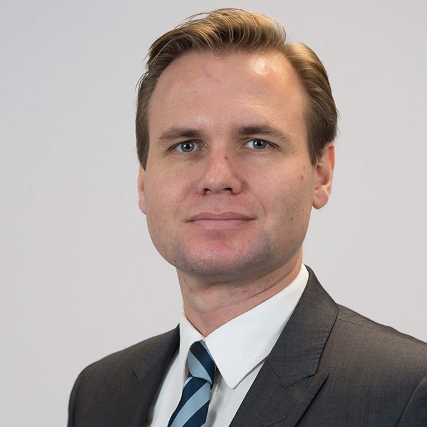 Headshot of Caleb Holder