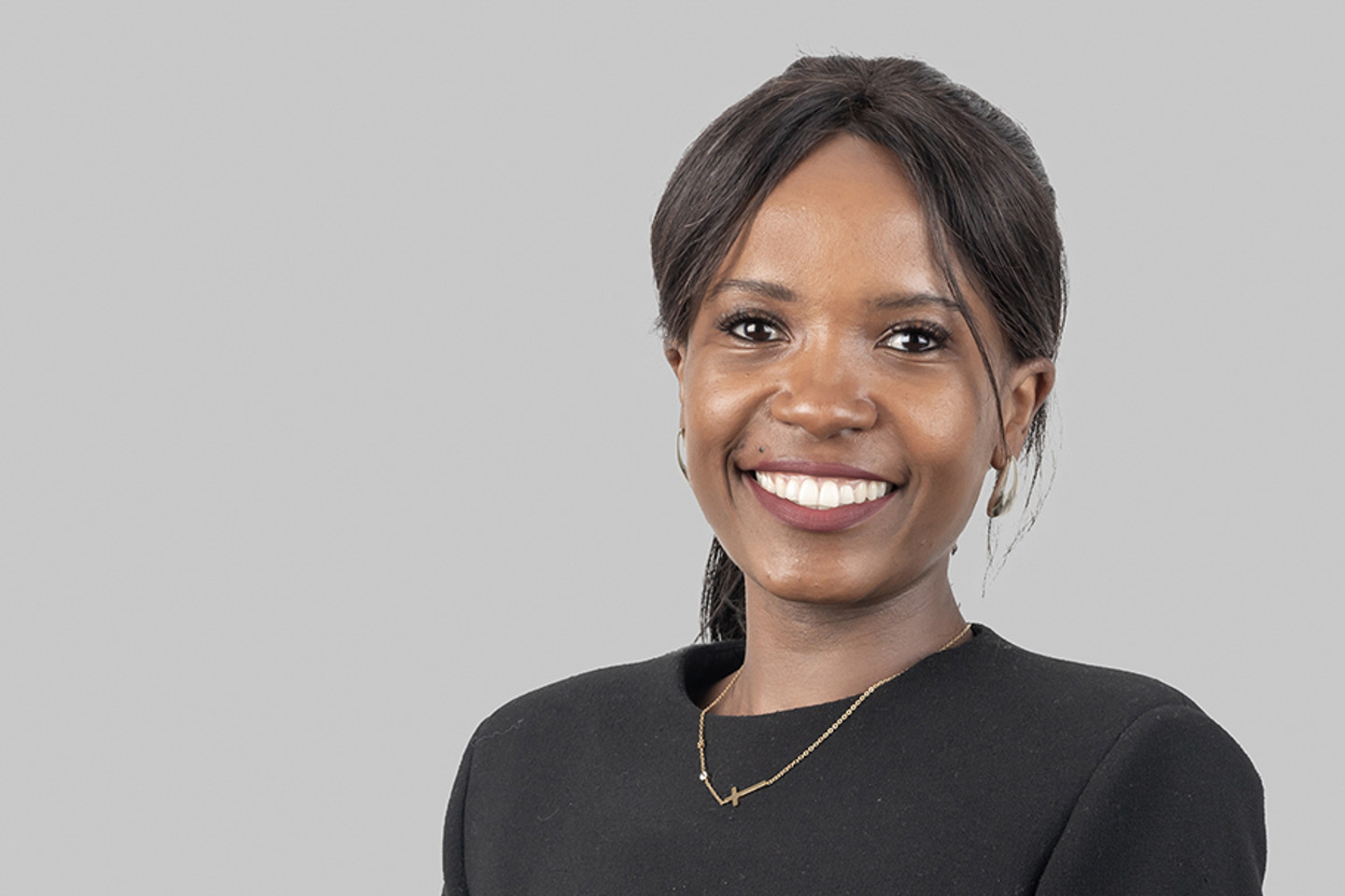 Headshot Neo Tshikalange