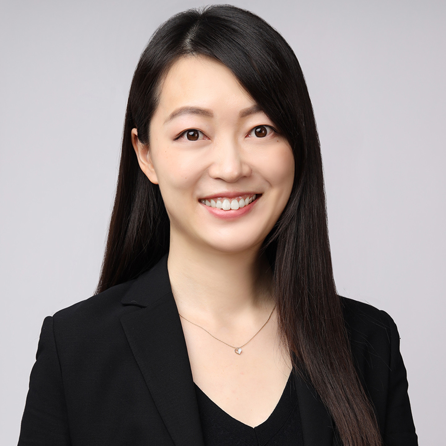 Headshot Rachel Huang