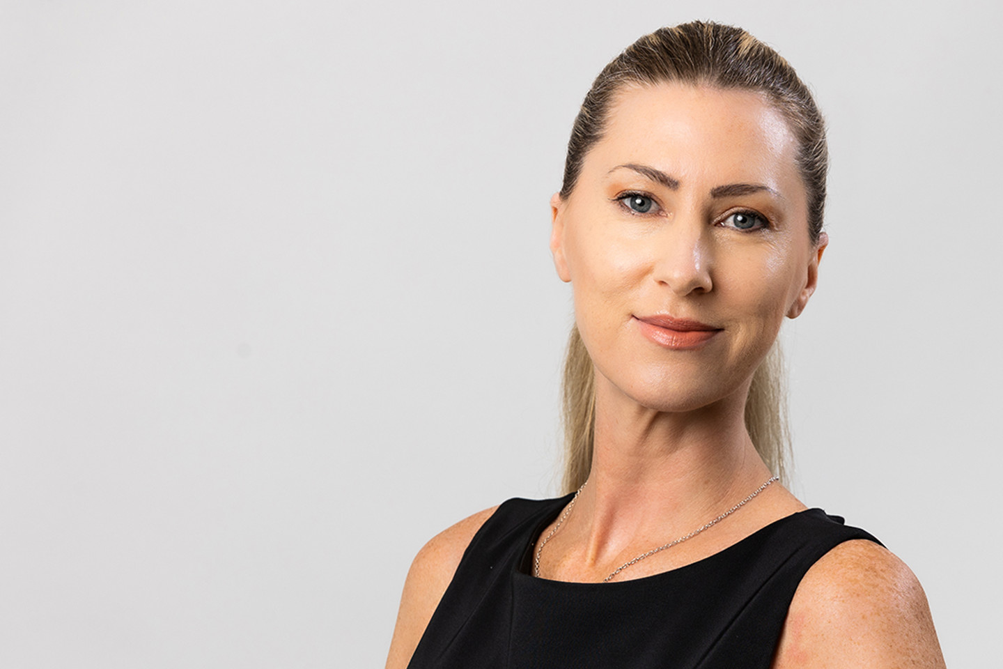 Headshot Kirsten Lapham