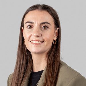 Headshot Becca Journeaux