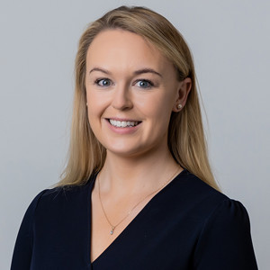Headshot of Laura Obyrne