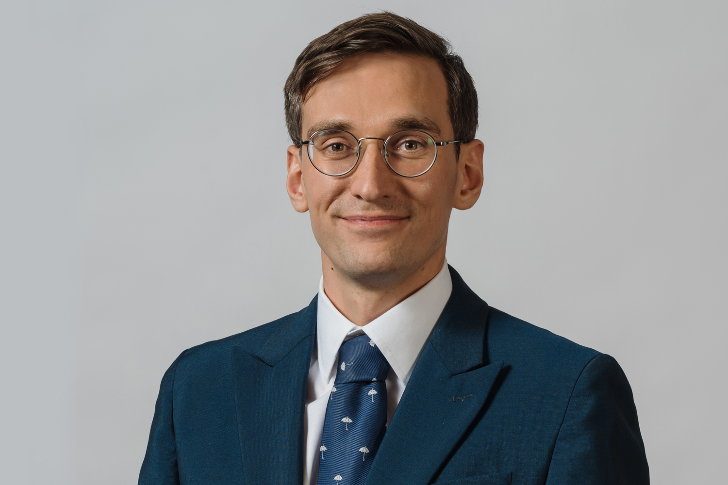 Headshot Stephen Crowther