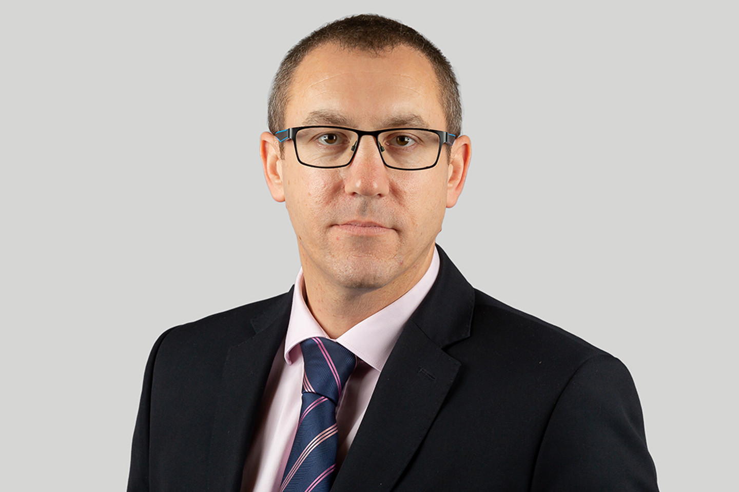 Headshot of Andrew Gillyett