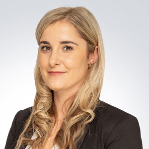 Headshot of Victoria Randall