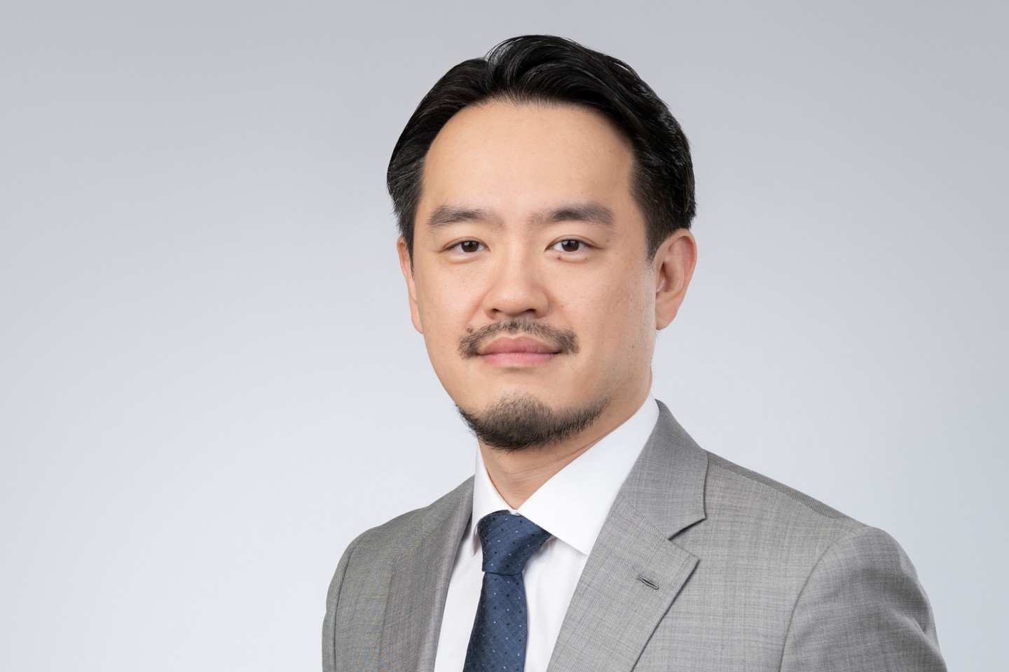 Headshot David Lin