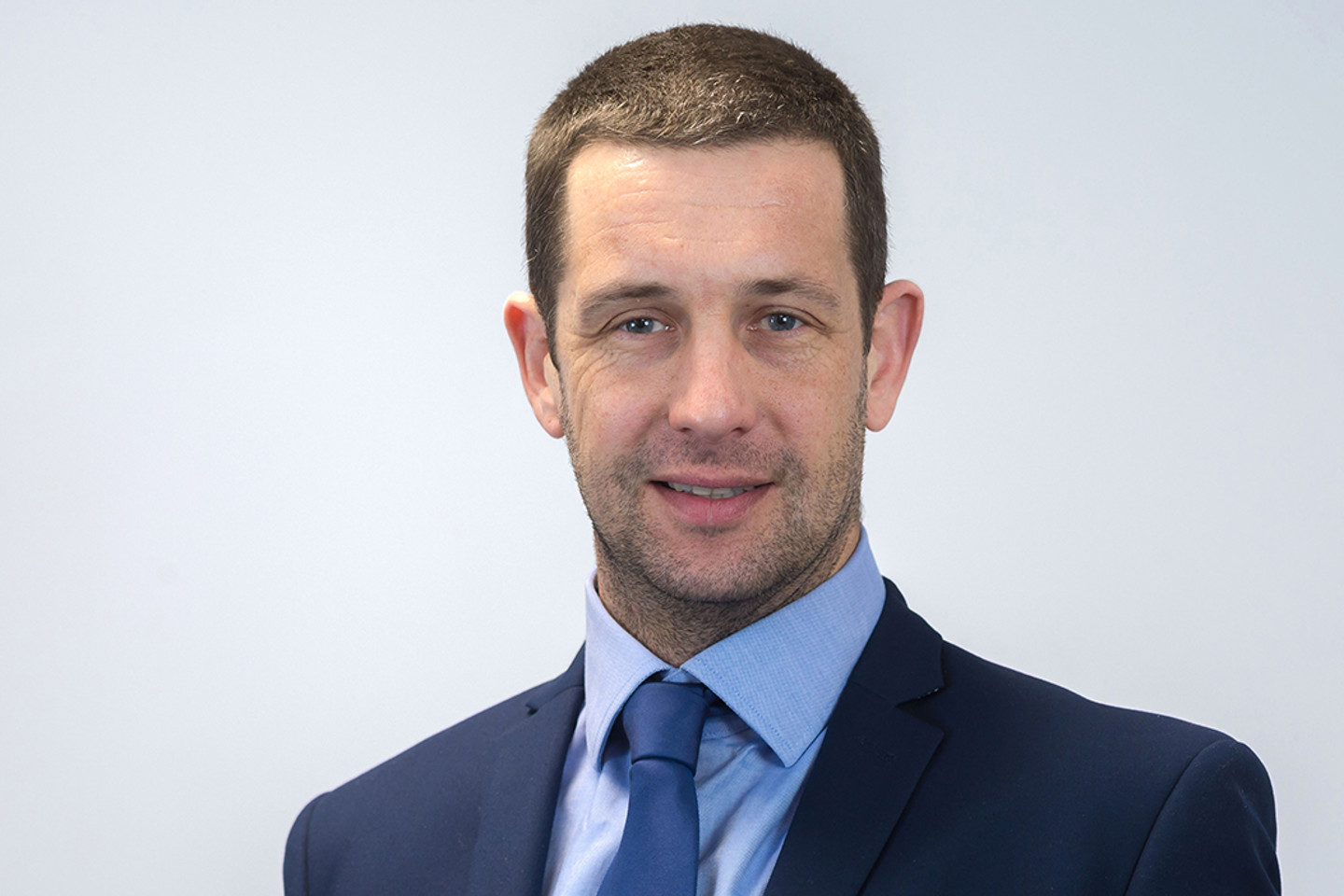 Headshot of Daniel Harradine