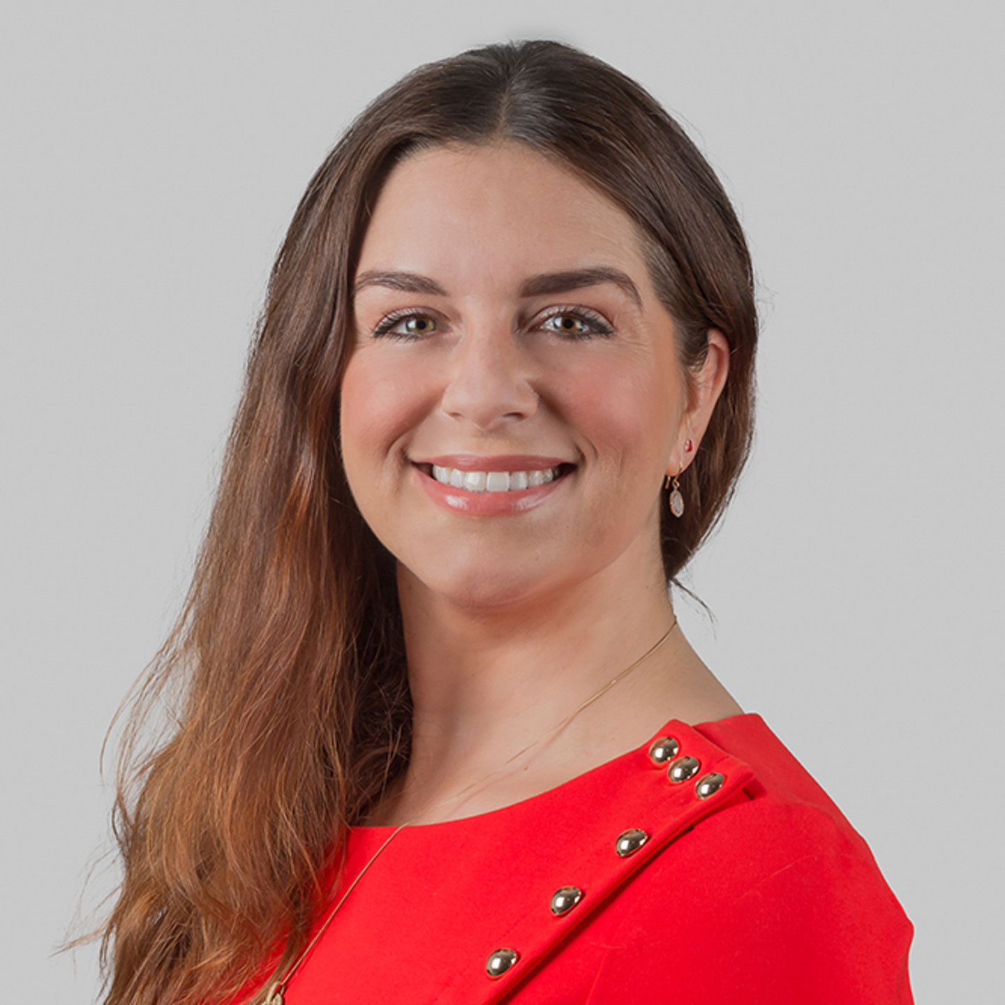 Headshot of Sophie Reguengo