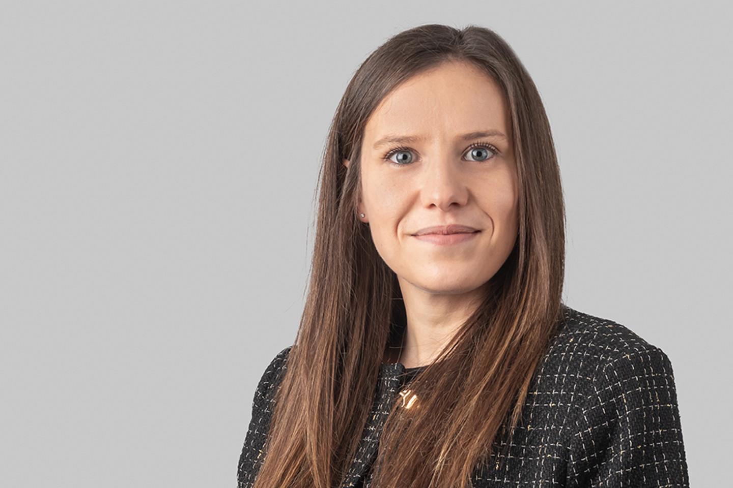 Headshot Danielle Van Neste