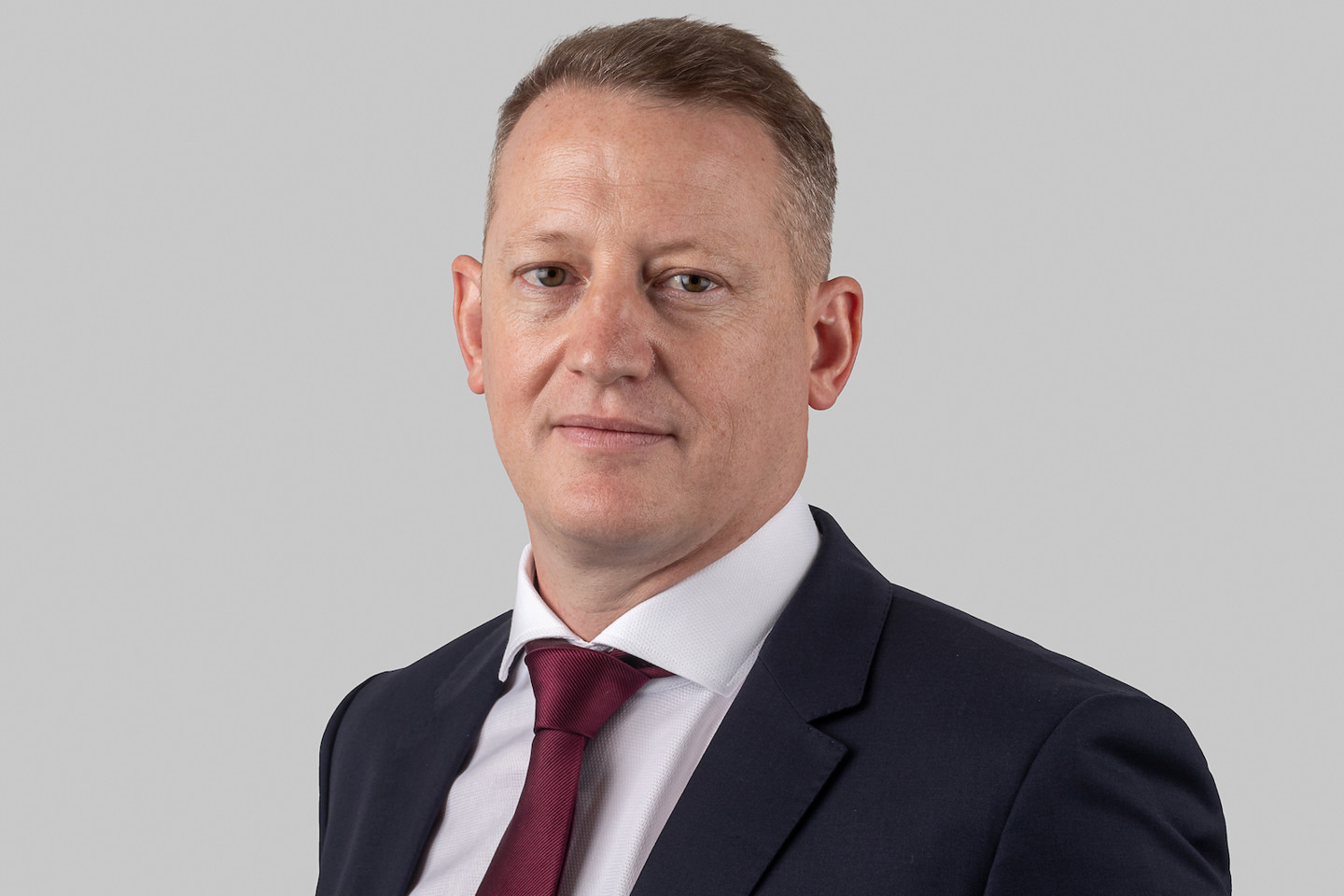 Headshot Owen Woolgar