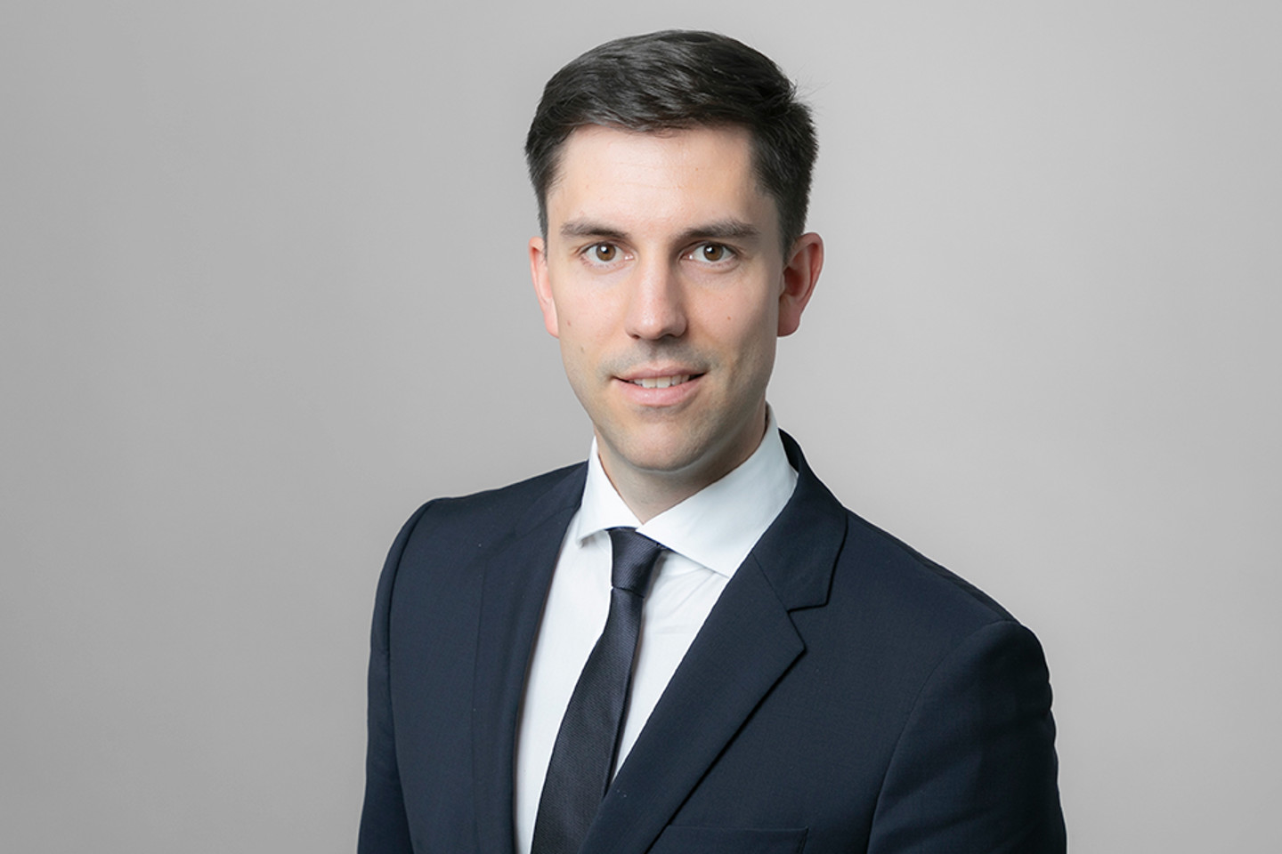 Headshot of Milan Hauber