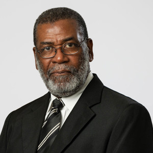 Headshot of Devon Gow