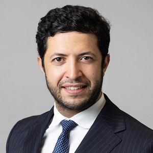 Headshot Yassine Bouzetit