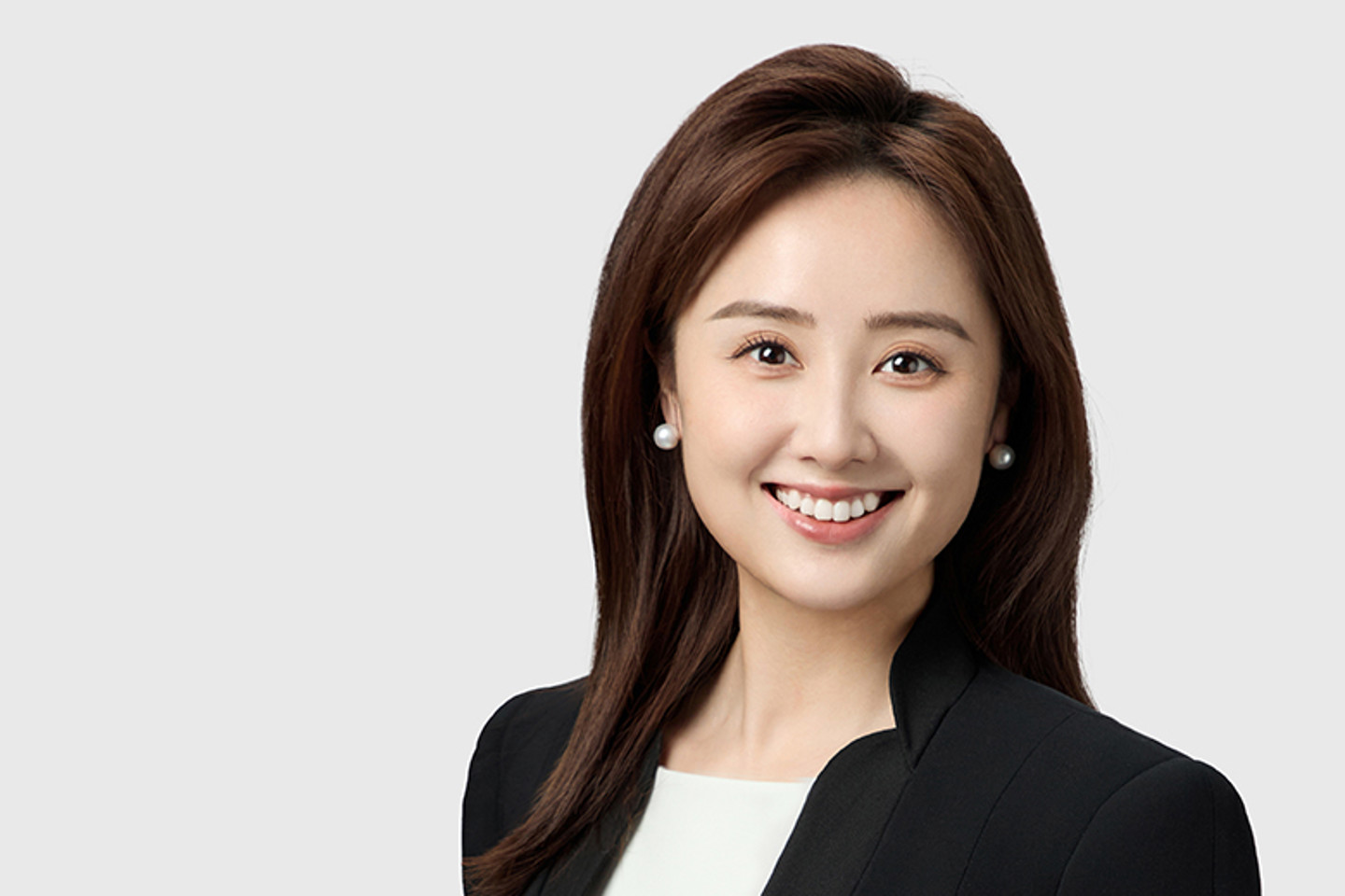 Headshot Cecelia Li