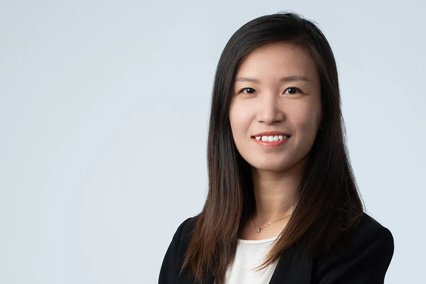 Headshot Vicky Wu
