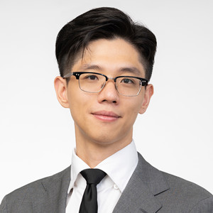 Headshot of Dahong Shen