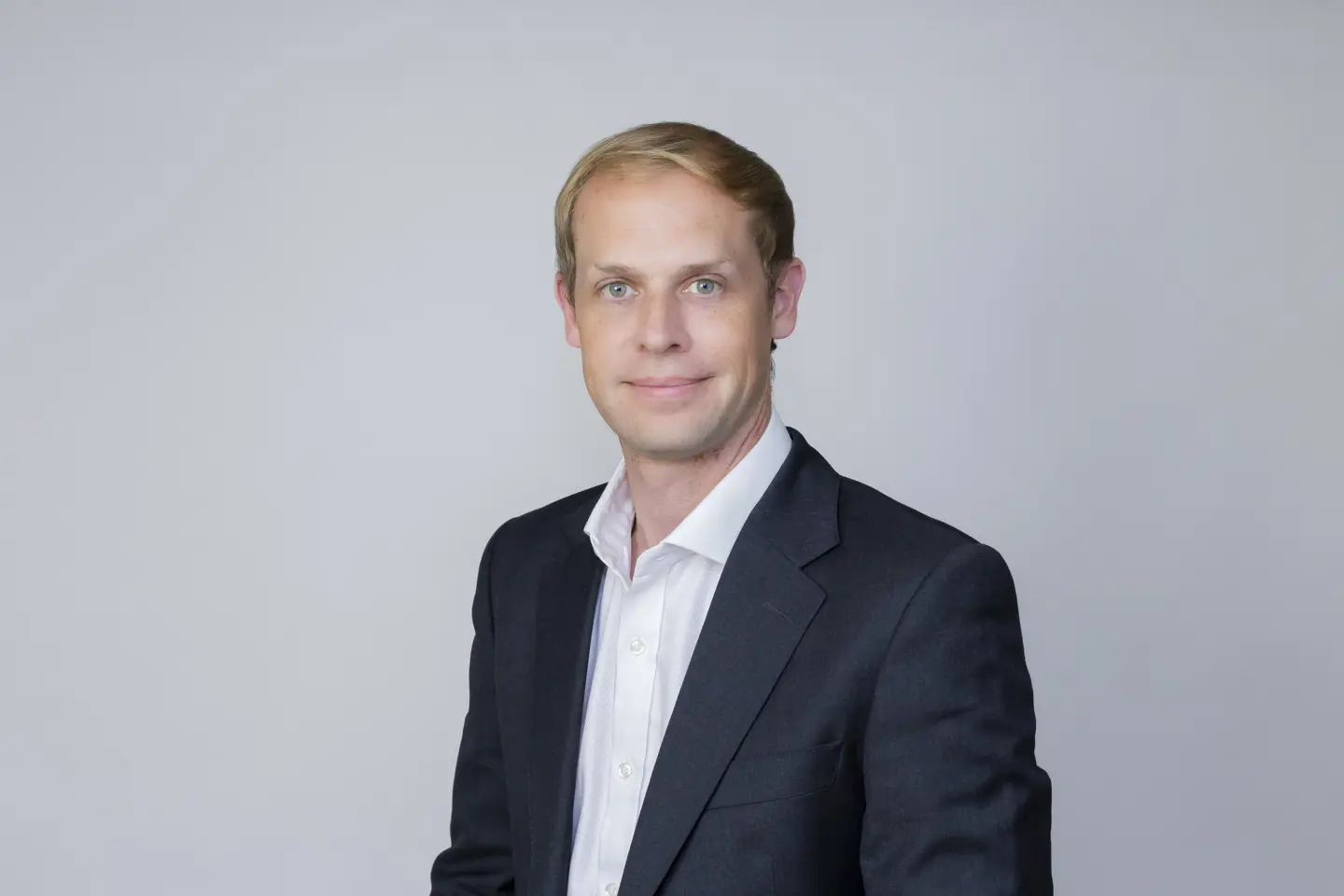 Headshot of Matt Guthrie