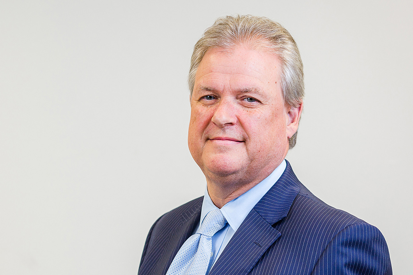 Headshot of Tim Bechelet