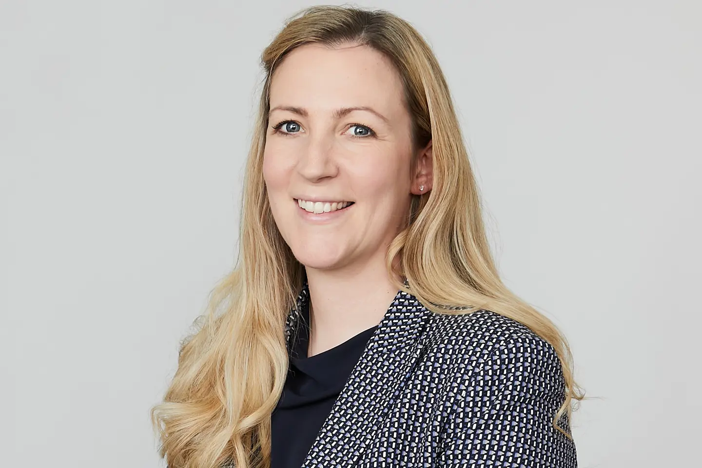 Headshot Laura Holtham