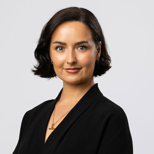 Headshot of Rachel Adams