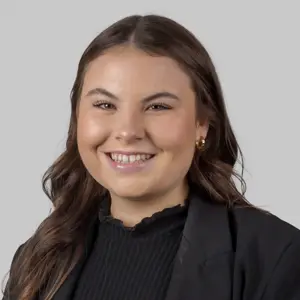 Headshot Mia Dixon