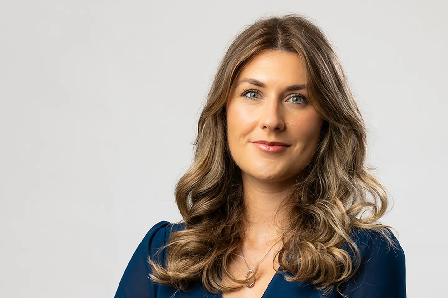 Headshot Laura Labunet