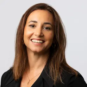 Headshot Natalie Bell