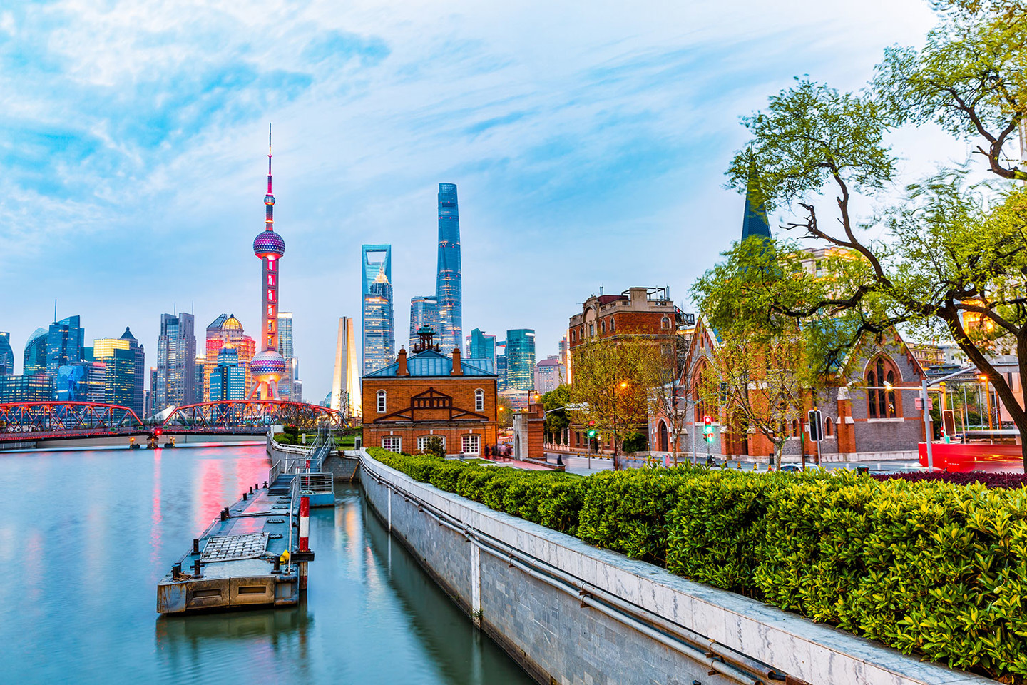 shanghai skyline during daylight