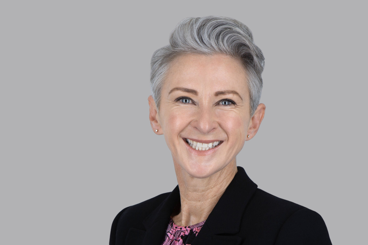 Headshot Tracey Rodgers