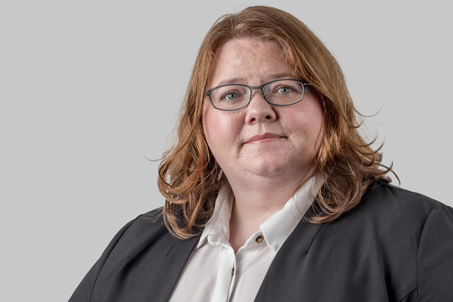 Headshot Sam Hoare