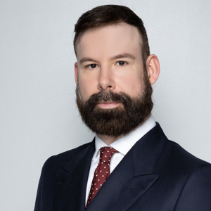 Headshot Daniel Burkitt