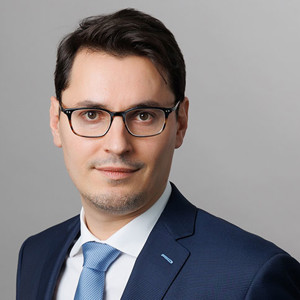 Headshot Hadrien Bremon