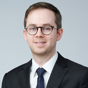 Headshot Matthew Howlett