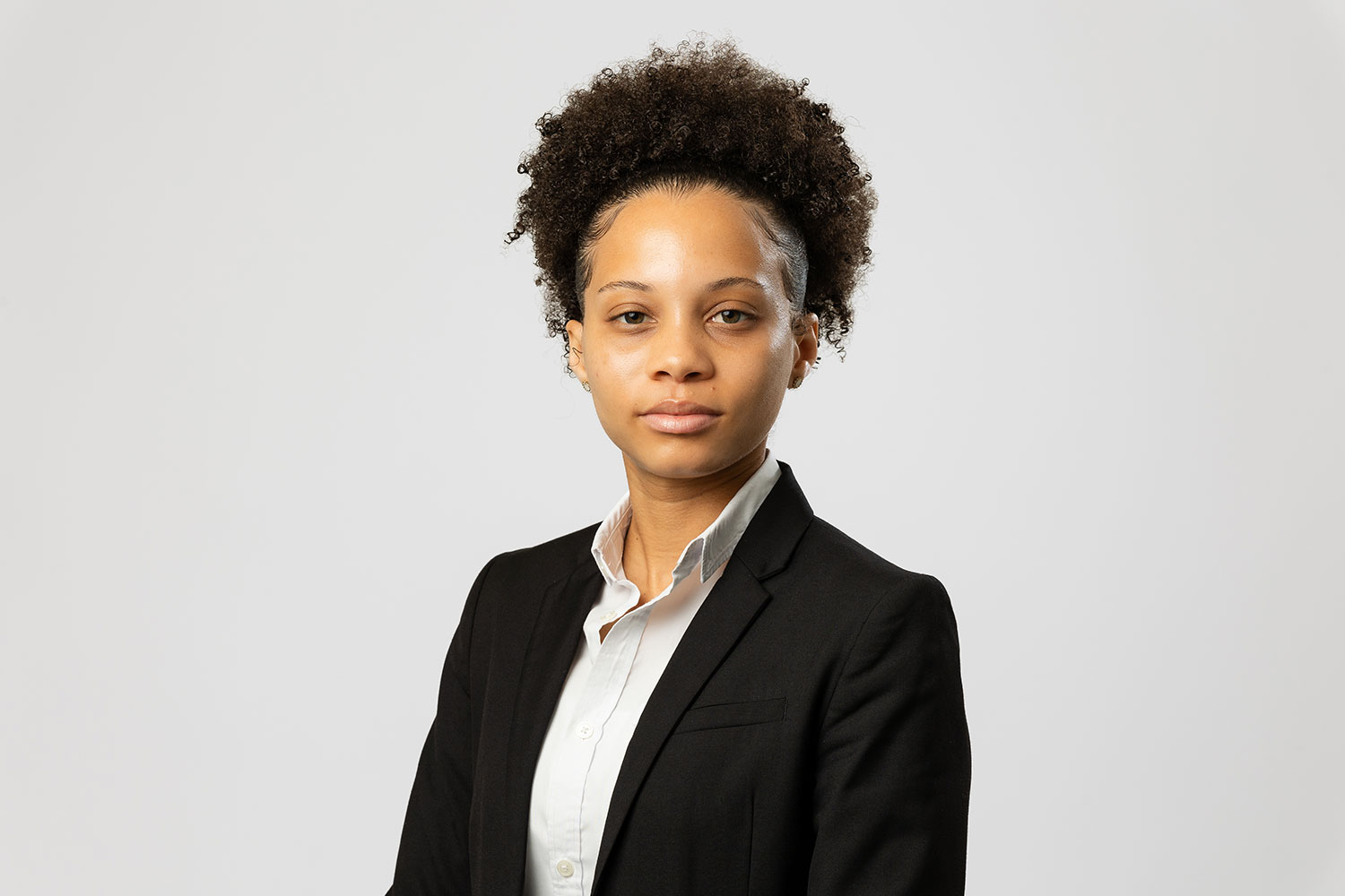 Raedean Simpson headshot