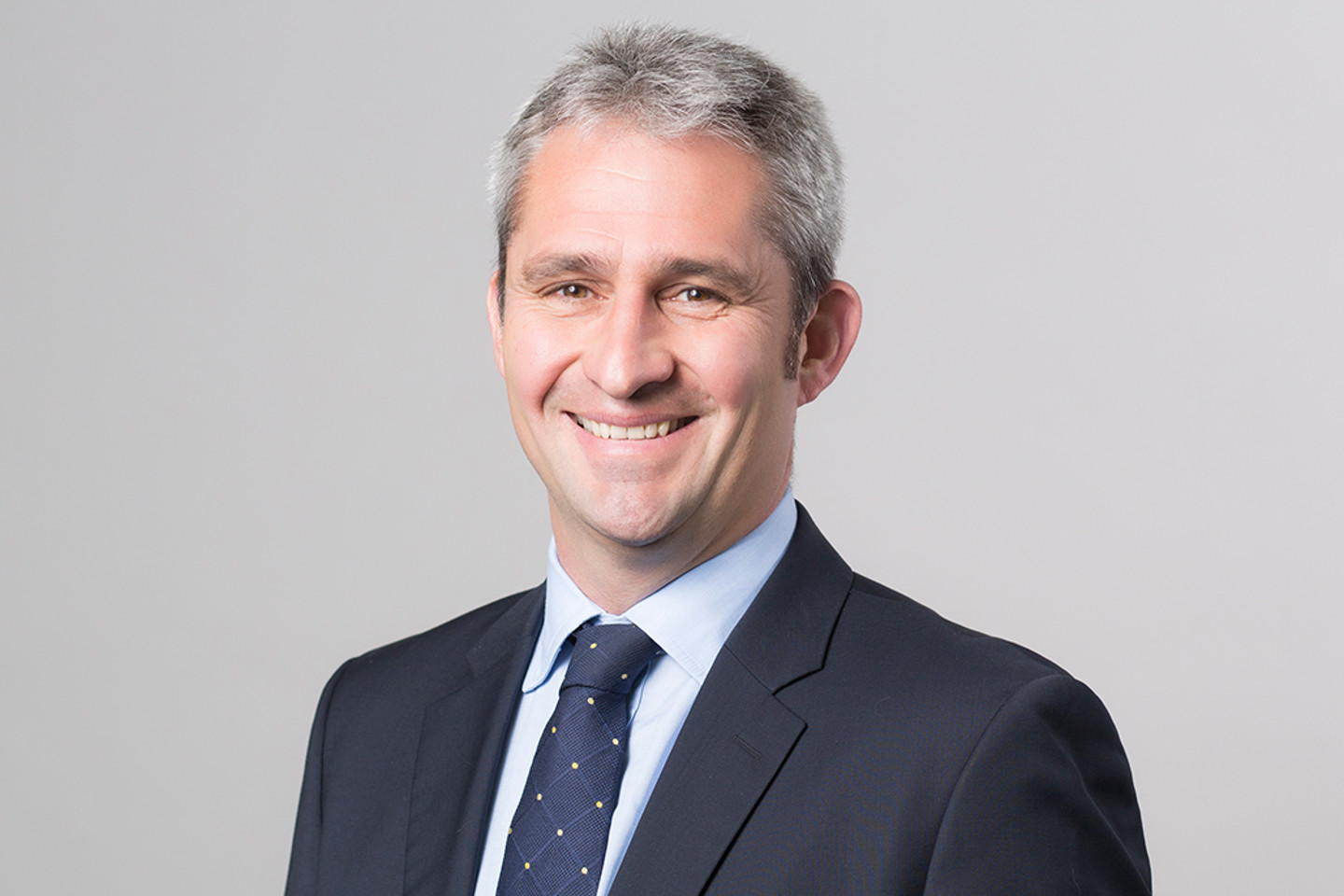 Headshot of Daniel Richards