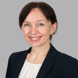 Headshot of Oksana Lutsiv