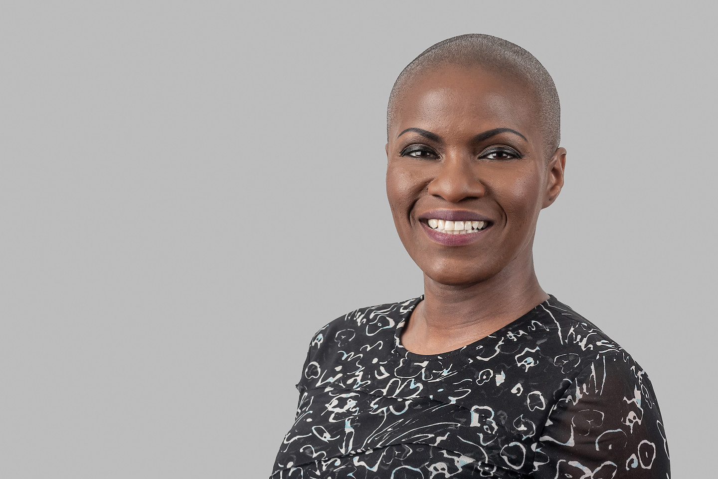 Headshot Nkechi Hokstad