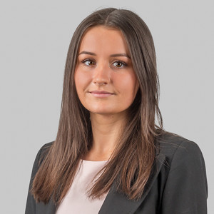 Headshot of Lucie Cole