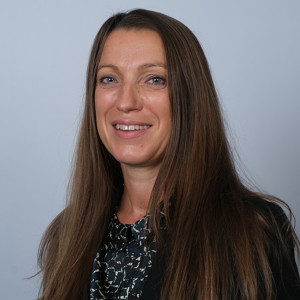 Headshot of Heidi Sandy