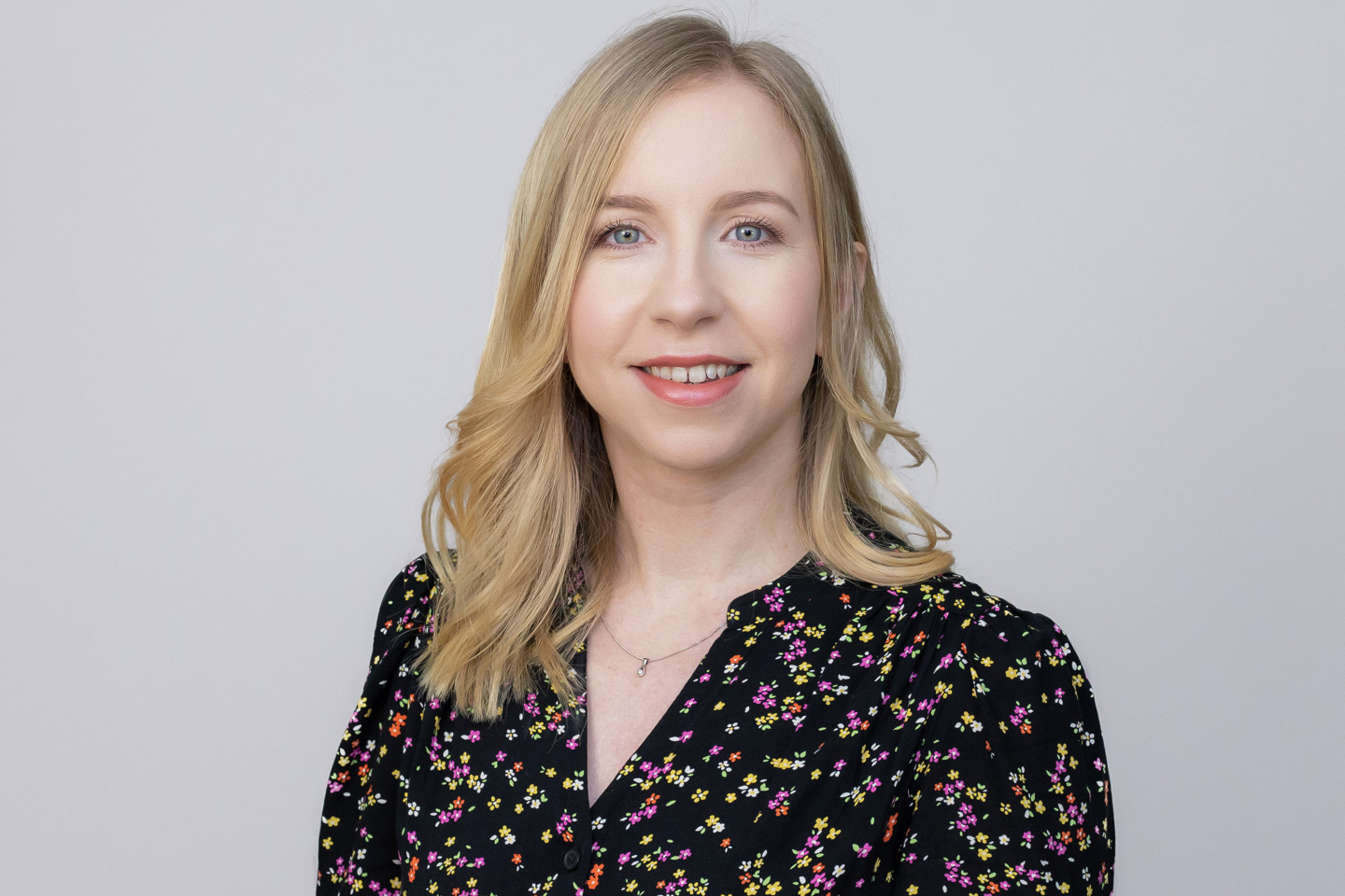 Headshot Sophie Denman