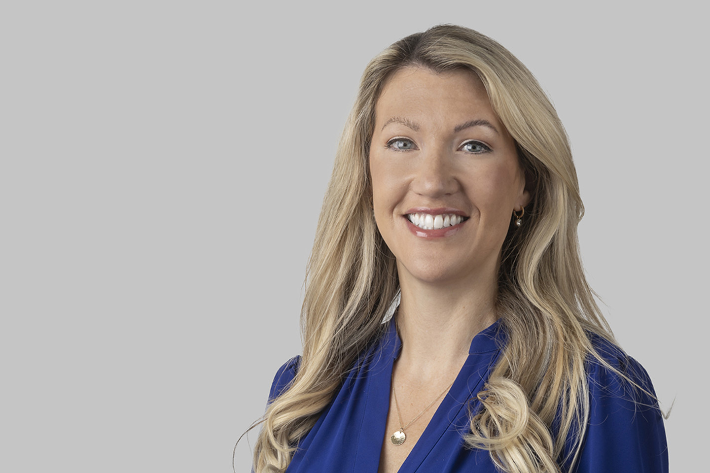 Headshot Jennifer Cox